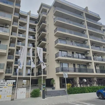 Solid Seaview Family Studio * Mamaia